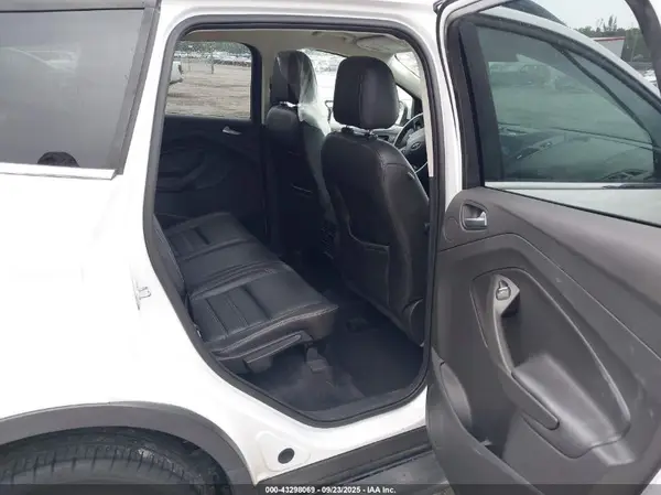 1FMCU0GD8HUA57928 2017 FORD ESCAPE - Image 8