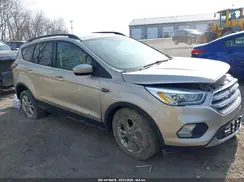 1FMCU0GD8HUA74843 2017 FORD ESCAPE