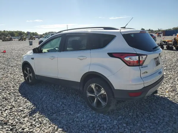 1FMCU0GD8HUA88905 2017 FORD ESCAPE - Image 2