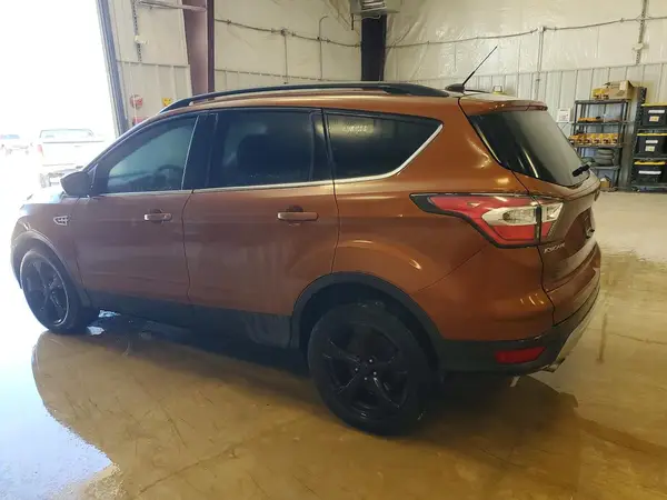 1FMCU0GD8HUA99239 2017 FORD ESCAPE - Image 2