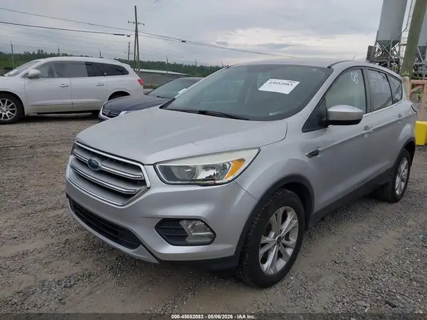 1FMCU0GD8HUB00549 2017 FORD ESCAPE - Image 2