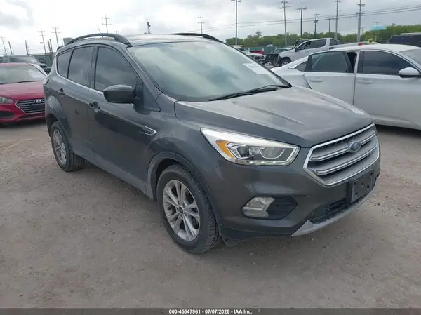 1FMCU0GD8HUB01829 2017 FORD ESCAPE - Image 1