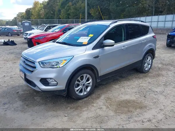 1FMCU0GD8HUB08196 2017 FORD ESCAPE - Image 2