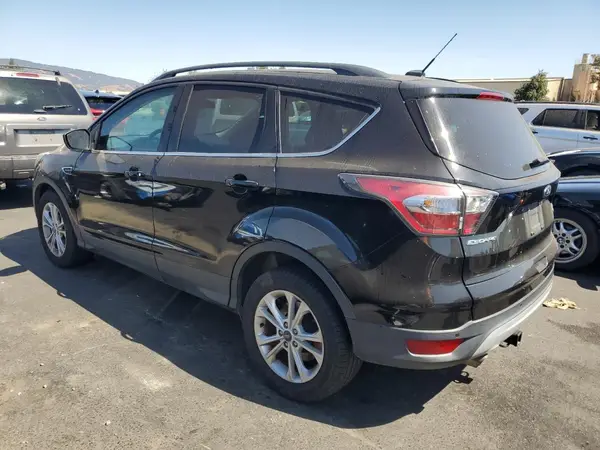 1FMCU0GD8HUB11552 2017 FORD ESCAPE - Image 2