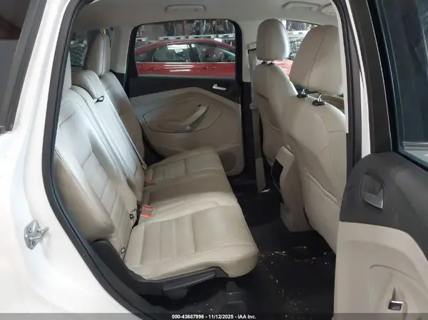 1FMCU0GD8HUB14998 2017 FORD ESCAPE - Image 8