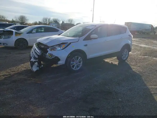 1FMCU0GD8HUB27332 2017 FORD ESCAPE - Image 2