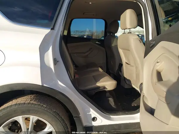 1FMCU0GD8HUB27332 2017 FORD ESCAPE - Image 8
