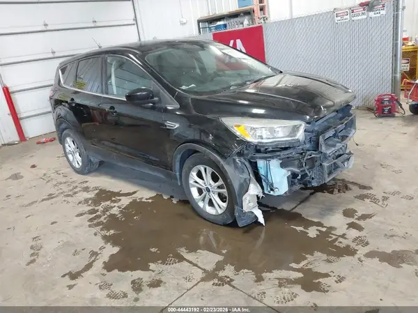 1FMCU0GD8HUB29260 2017 FORD ESCAPE - Image 1