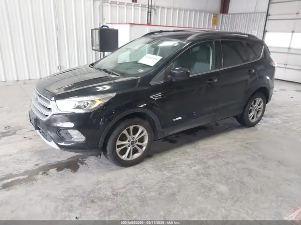 1FMCU0GD8HUB40677 2017 FORD ESCAPE - Image 2