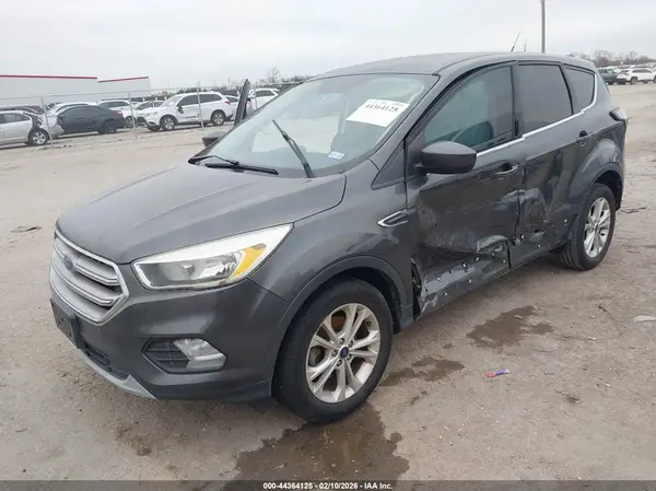 1FMCU0GD8HUB52103 2017 FORD ESCAPE - Image 2