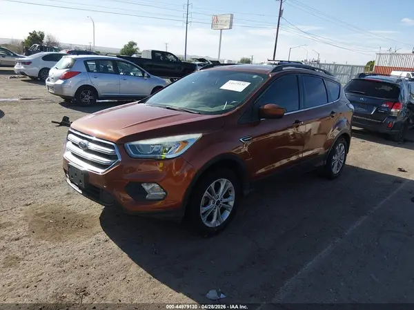 1FMCU0GD8HUB52442 2017 FORD ESCAPE - Image 2