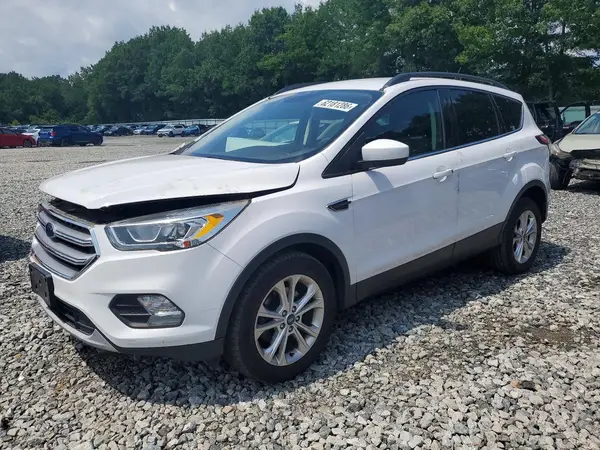 1FMCU0GD8HUB61786 2017 FORD ESCAPE - Image 1