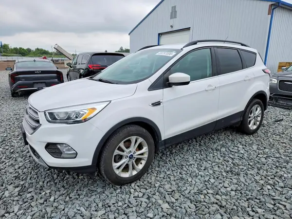 1FMCU0GD8HUB76188 2017 FORD ESCAPE - Image 1