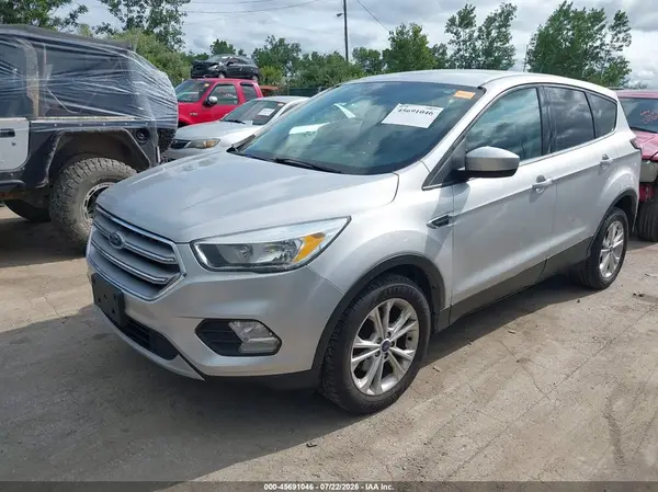 1FMCU0GD8HUB99275 2017 FORD ESCAPE - Image 2