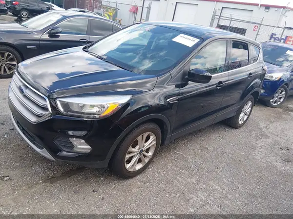 1FMCU0GD8HUC08802 2017 FORD ESCAPE - Image 2