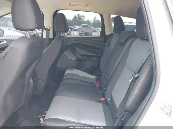 1FMCU0GD8HUC09092 2017 FORD ESCAPE - Image 8