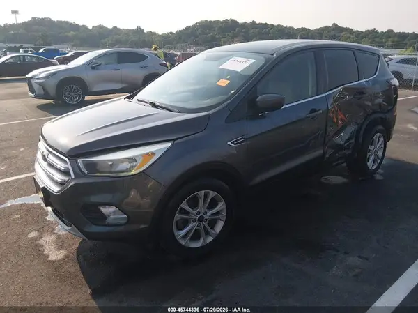 1FMCU0GD8HUC22621 2017 FORD ESCAPE - Image 2