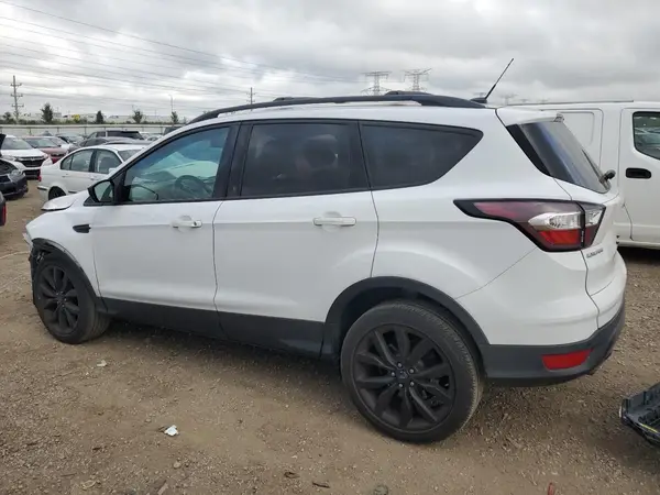 1FMCU0GD8HUC32579 2017 FORD ESCAPE - Image 2
