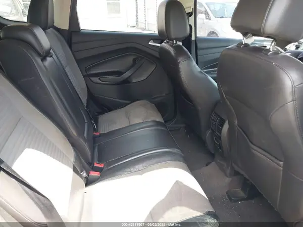 1FMCU0GD8HUC60589 2017 FORD ESCAPE - Image 8