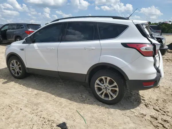 1FMCU0GD8HUC63363 2017 FORD ESCAPE - Image 2