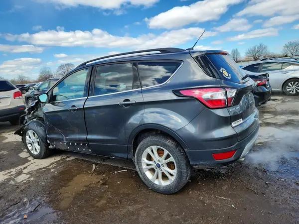 1FMCU0GD8HUC63590 2017 FORD ESCAPE - Image 2