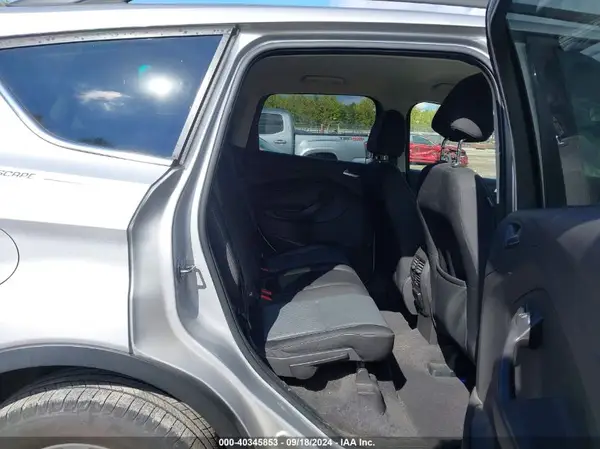 1FMCU0GD8HUC64271 2017 FORD ESCAPE - Image 8