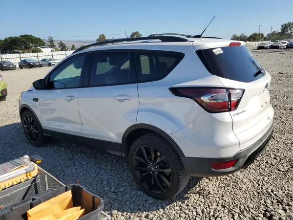1FMCU0GD8HUC67686 2017 FORD ESCAPE - Image 2