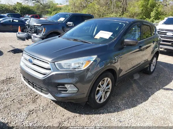 1FMCU0GD8HUC94001 2017 FORD ESCAPE - Image 2