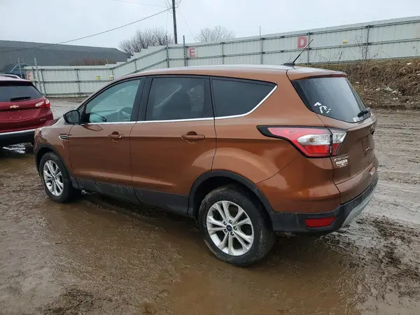 1FMCU0GD8HUC98842 2017 FORD ESCAPE - Image 2
