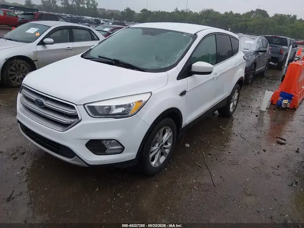 1FMCU0GD8HUD09015 2017 FORD ESCAPE - Image 2
