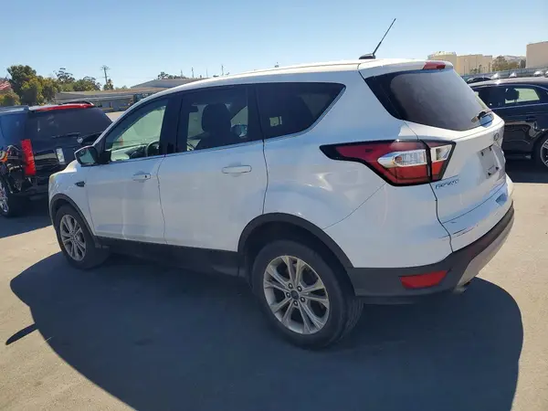 1FMCU0GD8HUD20578 2017 FORD ESCAPE - Image 2