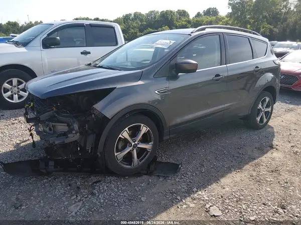 1FMCU0GD8HUD24498 2017 FORD ESCAPE - Image 2