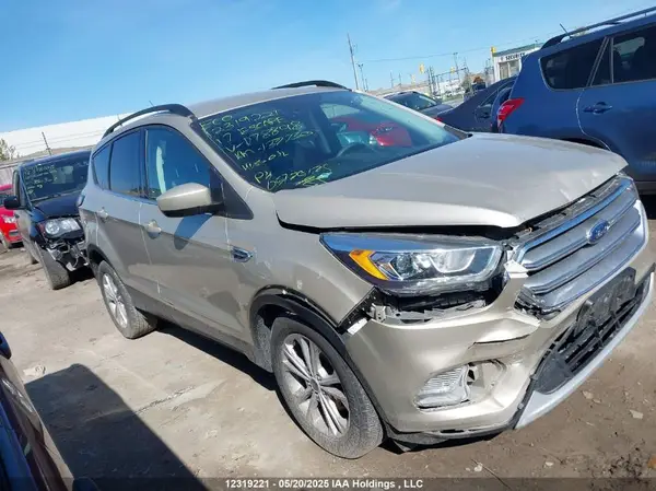 1FMCU0GD8HUD78898 2017 FORD ESCAPE - Image 1