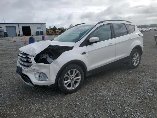 1FMCU0GD8HUD84748 2017 FORD ESCAPE - Image 1