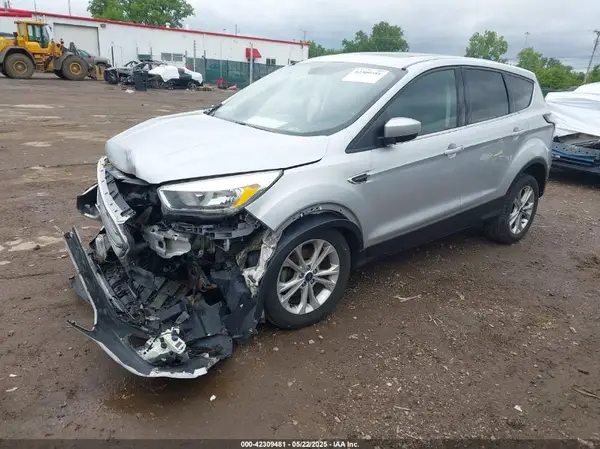 1FMCU0GD8HUD85074 2017 FORD ESCAPE - Image 2