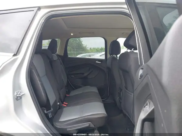 1FMCU0GD8HUD85074 2017 FORD ESCAPE - Image 8