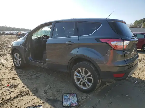 1FMCU0GD8HUD90680 2017 FORD ESCAPE - Image 1