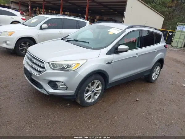 1FMCU0GD8HUE36833 2017 FORD ESCAPE - Image 2