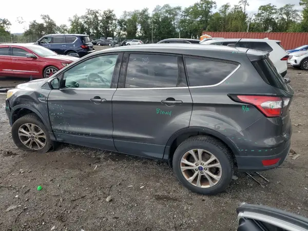 1FMCU0GD8HUE39277 2017 FORD ESCAPE - Image 2
