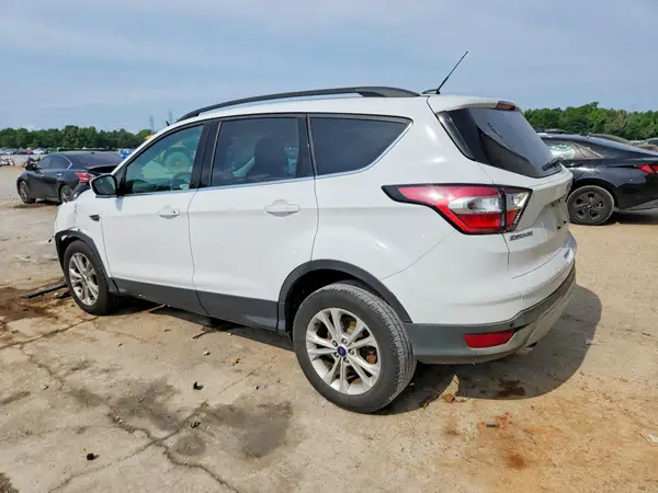 1FMCU0GD8HUE40929 2017 FORD ESCAPE - Image 2