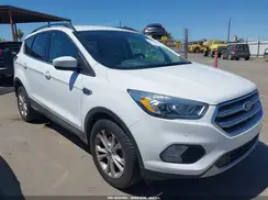 1FMCU0GD8HUE48223 2017 FORD ESCAPE