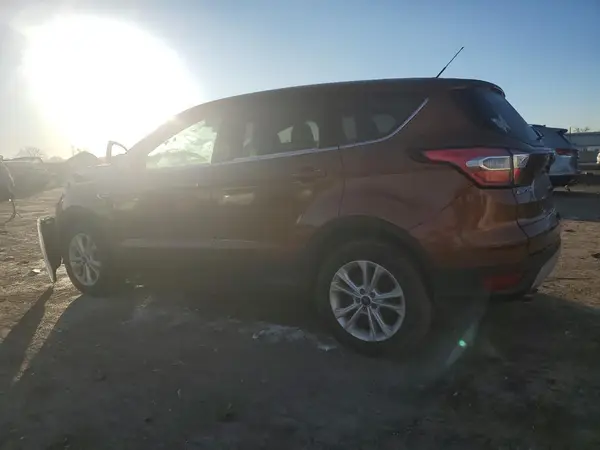 1FMCU0GD8HUE55625 2017 FORD ESCAPE - Image 2