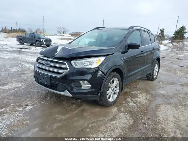 1FMCU0GD8HUE78256 2017 FORD ESCAPE - Image 2