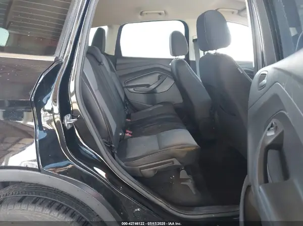 1FMCU0GD8HUE92061 2017 FORD ESCAPE - Image 8