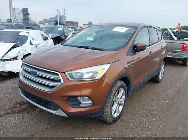 1FMCU0GD8HUE98474 2017 FORD ESCAPE - Image 2
