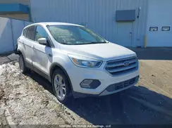 1FMCU0GD8HUE98913 2017 FORD ESCAPE