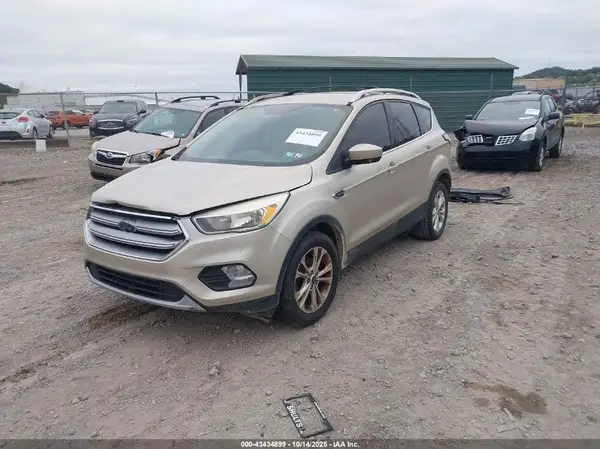 1FMCU0GD8HUF02345 2017 FORD ESCAPE - Image 2