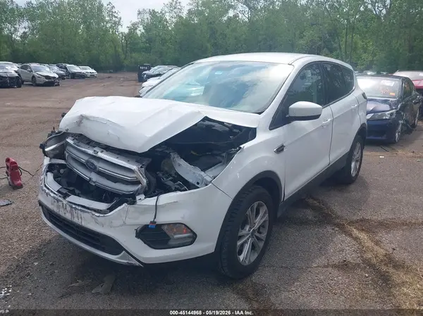 1FMCU0GD8HUF02779 2017 FORD ESCAPE - Image 2
