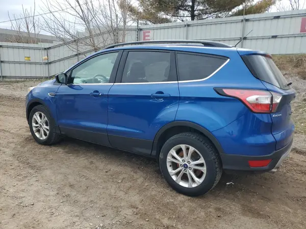 1FMCU0GD8HUF05567 2017 FORD ESCAPE - Image 2