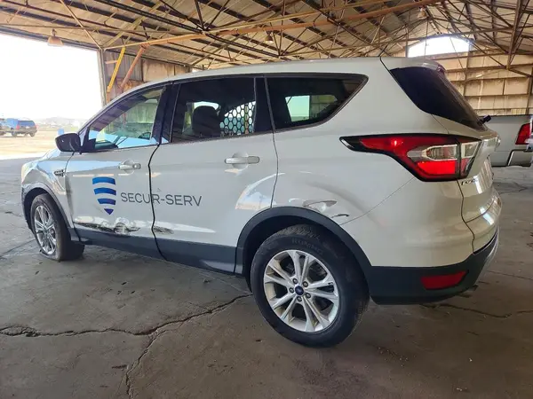 1FMCU0GD8HUF09201 2017 FORD ESCAPE - Image 2